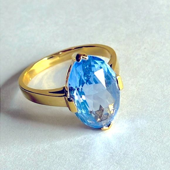 🦋Ring🦋 - Picture 2 of 4